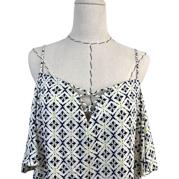 Signature Studio Geometric Multi Cold Shoulder Pullover Spaghetti Strap Blouse - Picture 2 of 7